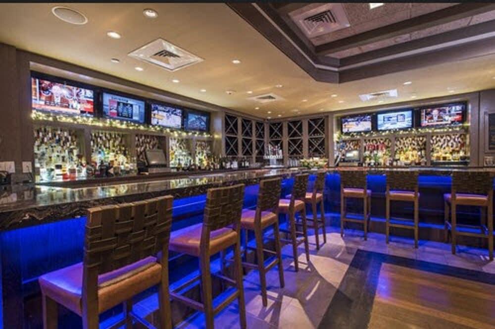 Hotel Indigo East End By Ihg Riverhead Extérieur photo