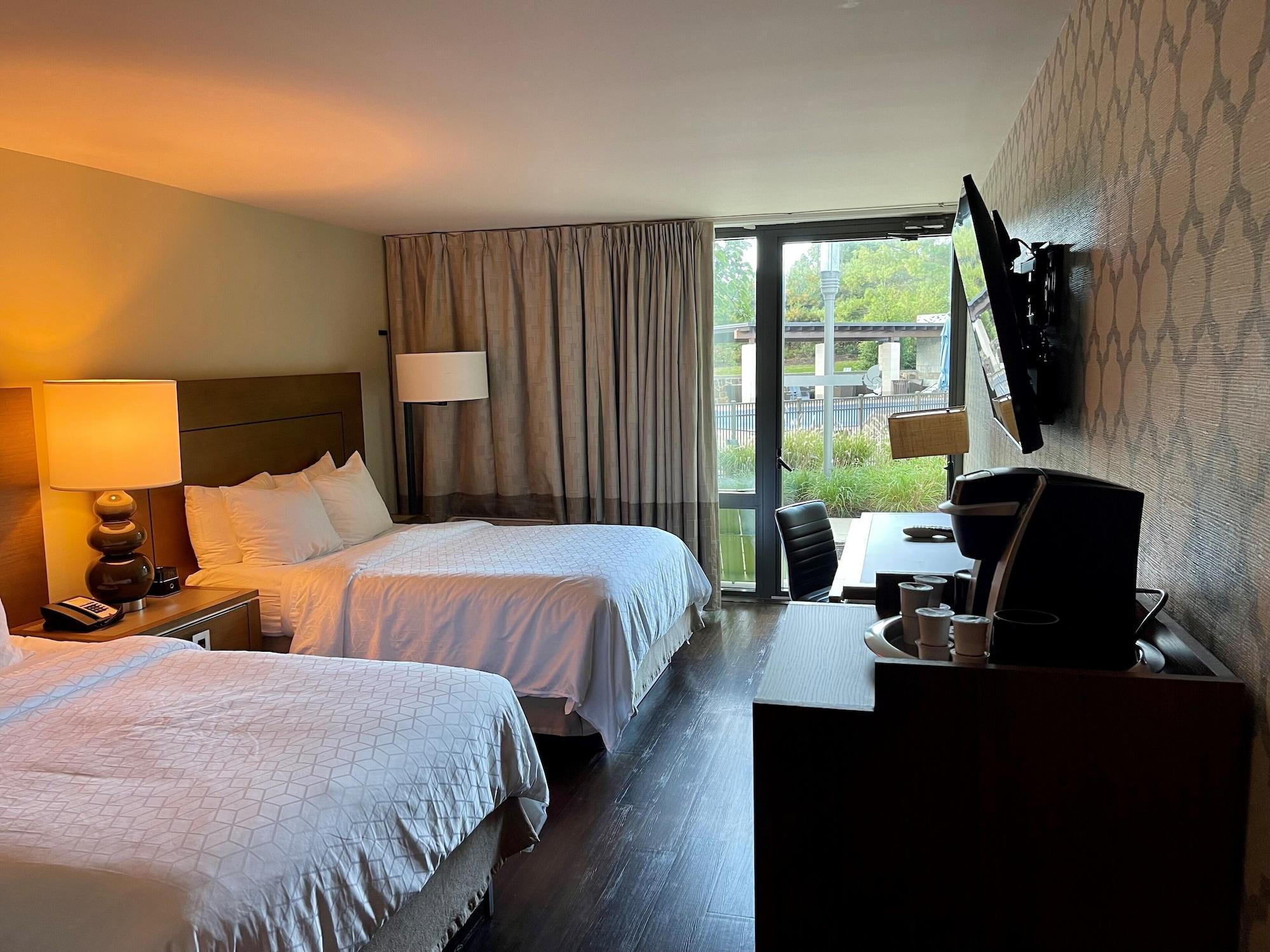 Hotel Indigo East End By Ihg Riverhead Extérieur photo