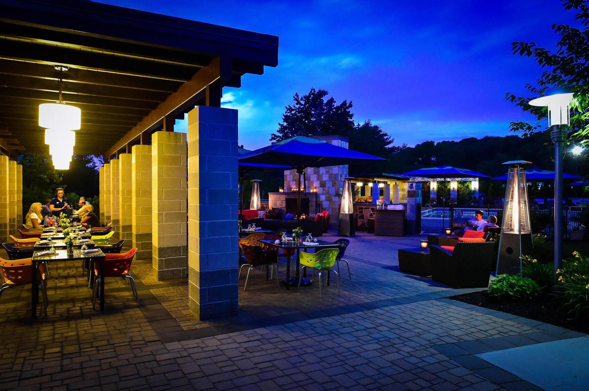Hotel Indigo East End By Ihg Riverhead Extérieur photo